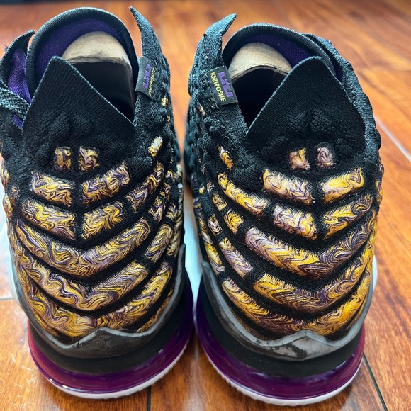 Lebron 17 lakers size 14 - Picture 3 of 8